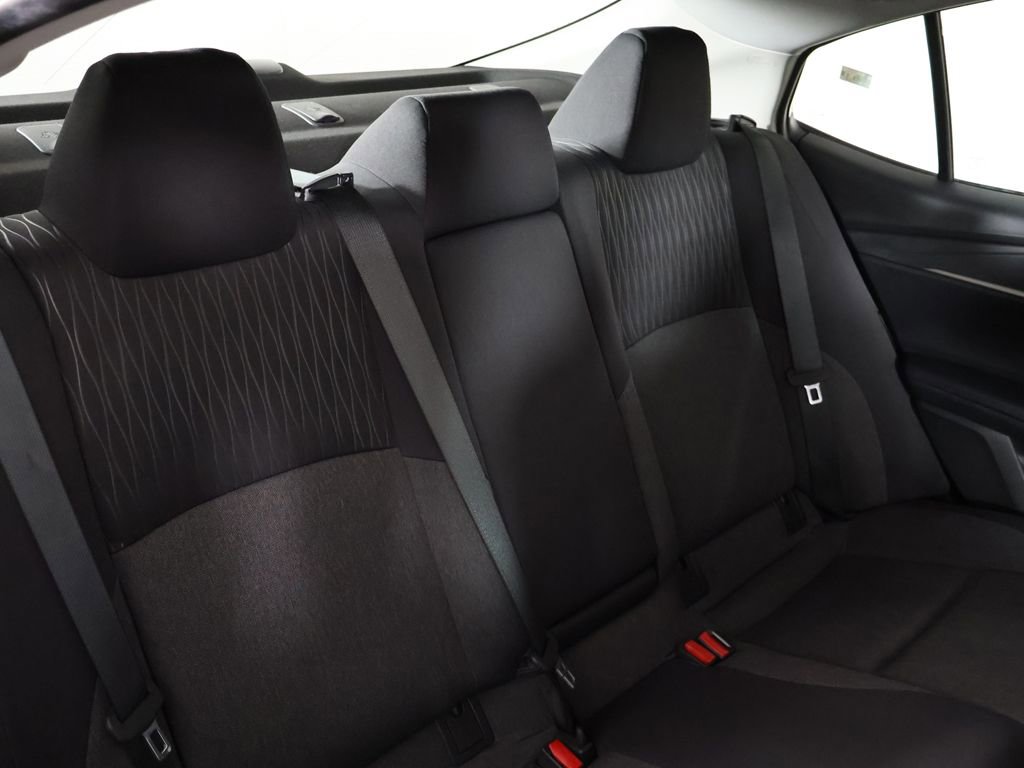 Used 2025 Toyota Camry LE FWD image 24