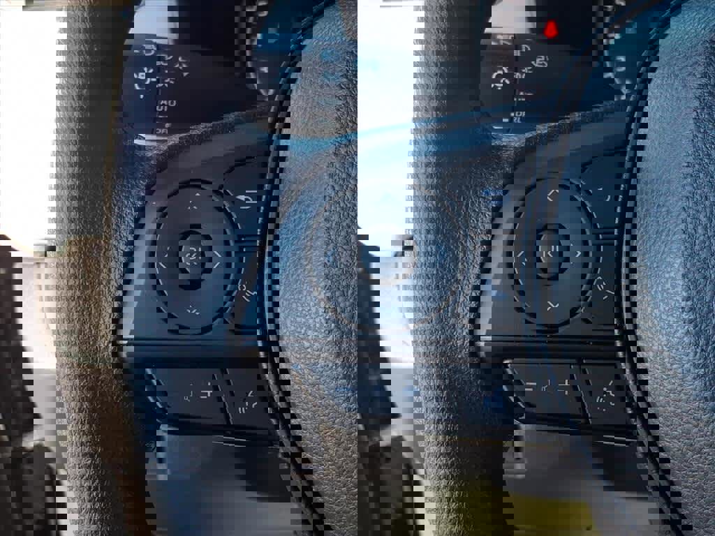 Used 2024 Toyota RAV4 XLE image 38