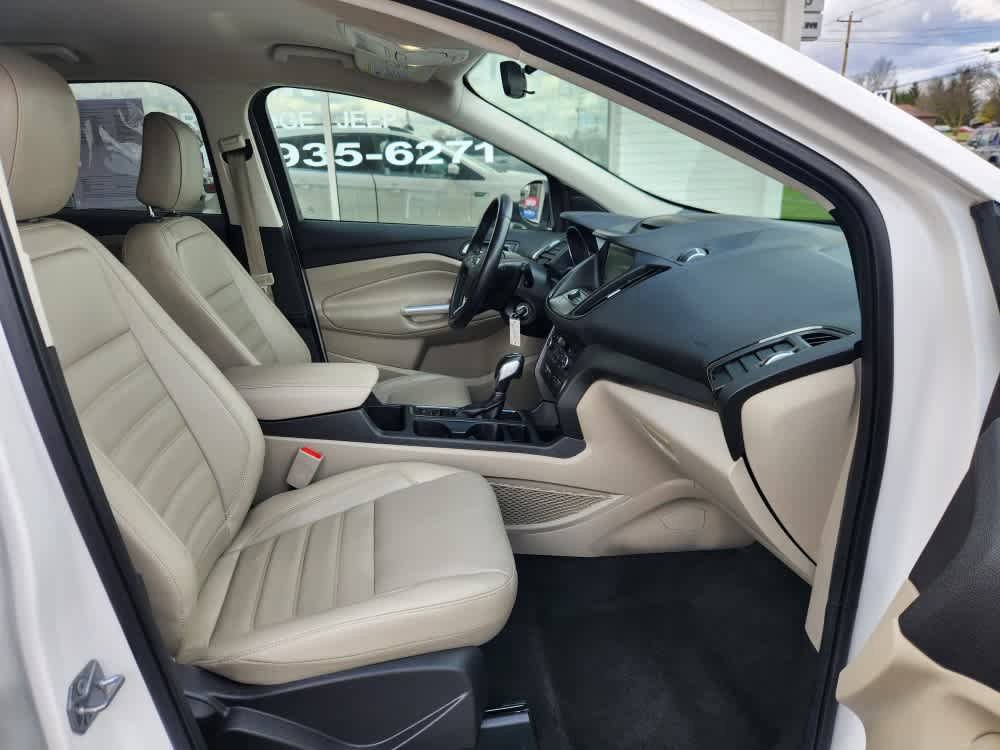 Used 2018 Ford Escape SEL image 9