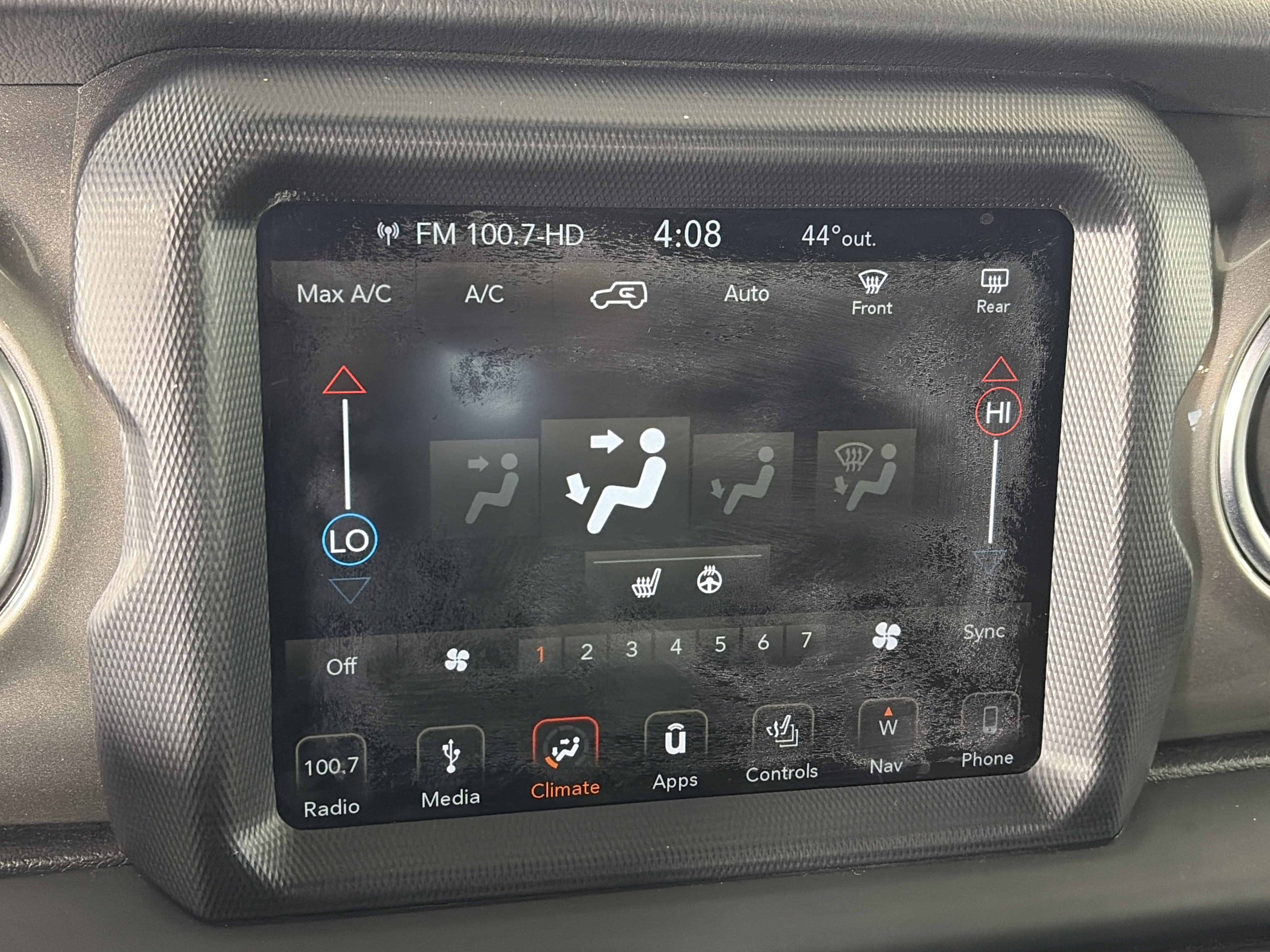 Used 2019 Jeep Wrangler Unlimited Sahara image 18