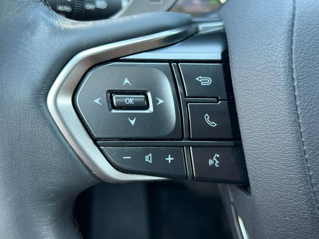 Used 2023 Lexus RX 350h w/ Accessory Package (2T) AWD/4WD image 20