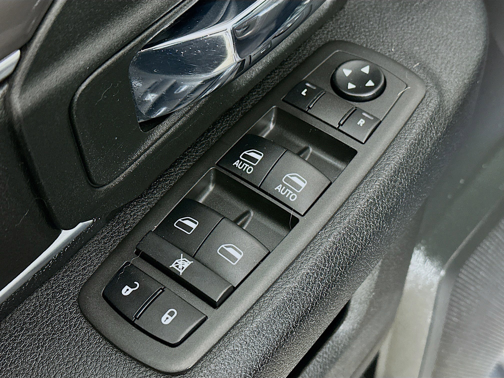 Used 2022 RAM 1500 Classic Warlock w/ Electronics Group image 17