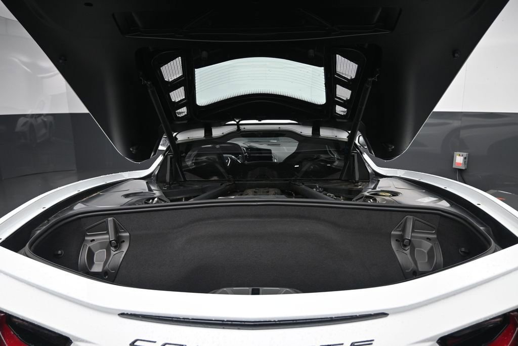 Used 2022 Chevrolet Corvette Stingray Coupe w/ 1LT RWD image 24