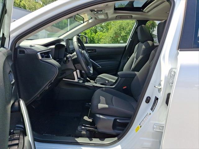 Certified 2022 Toyota Corolla Cross LE w/ Moonroof Package AWD/4WD image 46