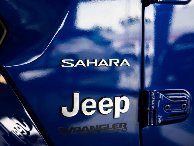 Used 2020 Jeep Wrangler Unlimited Sahara image 7