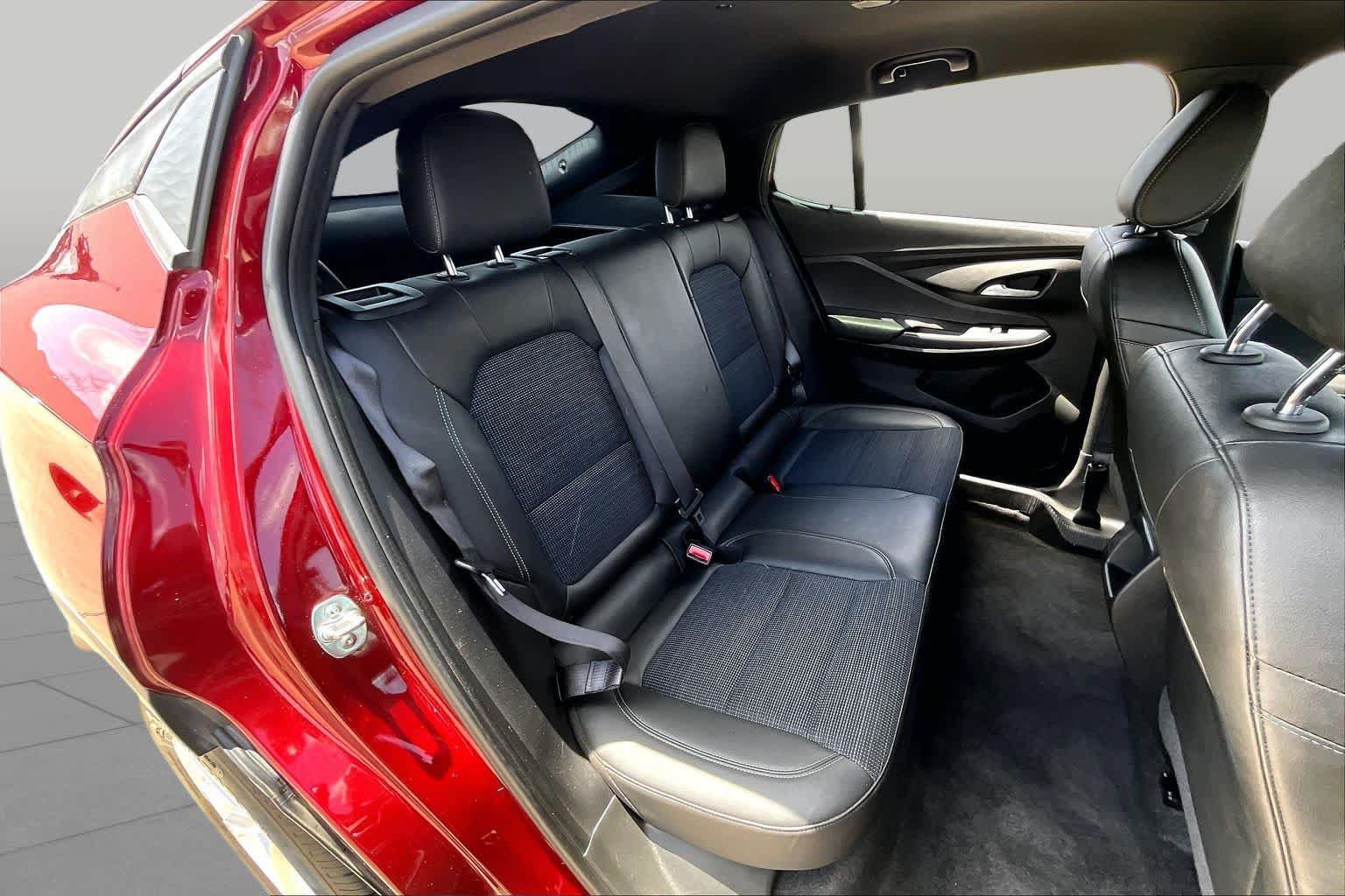 Used 2025 Buick Envista Preferred FWD image 20