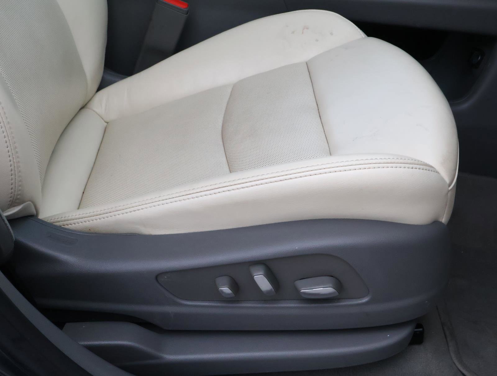 Certified 2021 Cadillac XT6 Premium Luxury image 23