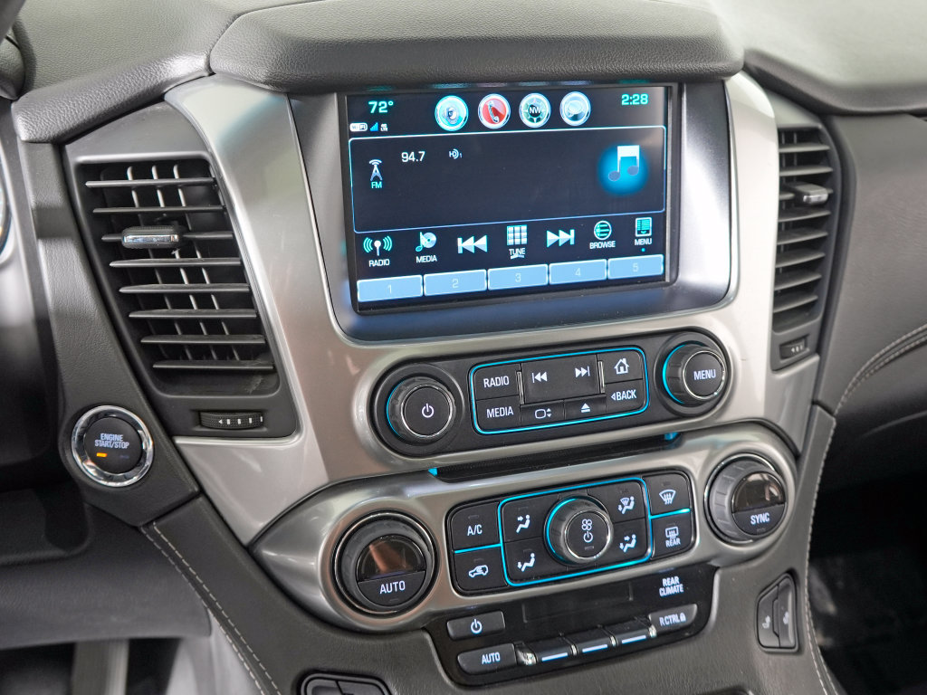 Used 2019 Chevrolet Tahoe LT w/ Luxury Package AWD/4WD image 29