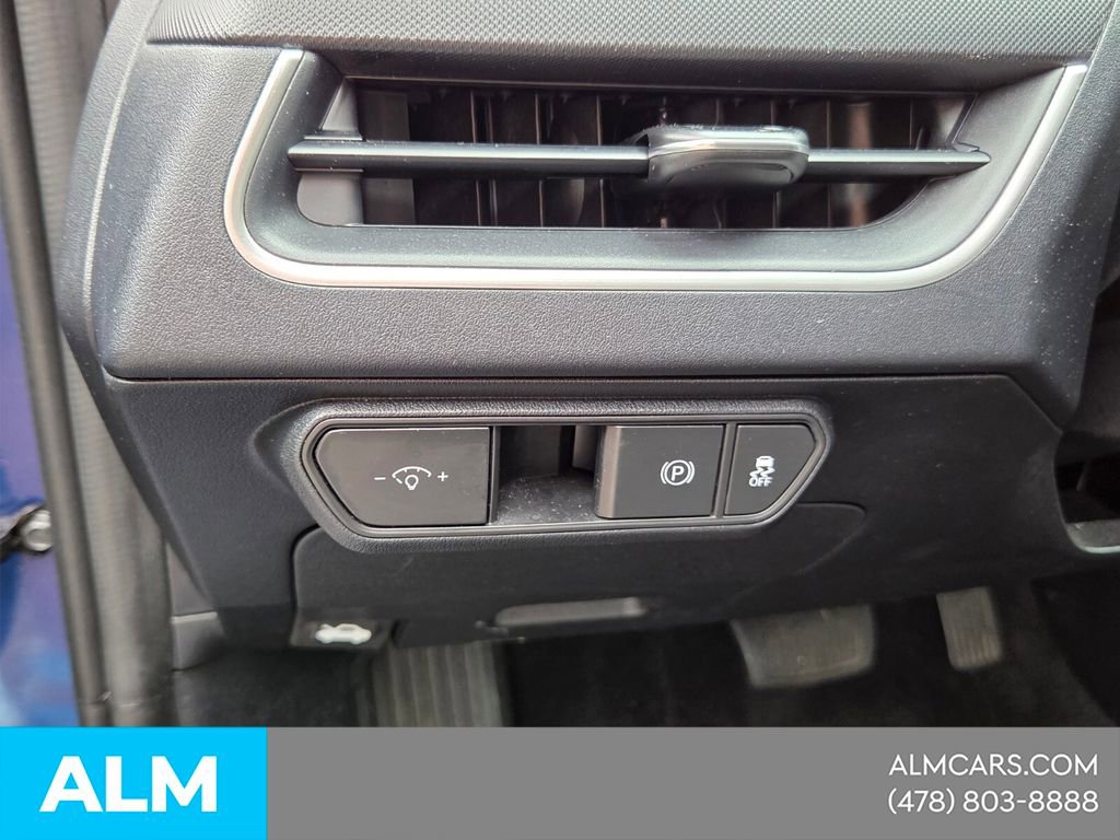 Used 2025 Kia K4 FWD image 24
