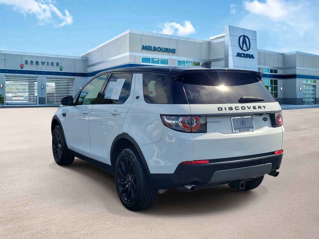 Used 2019 Land Rover Discovery Sport SE AWD/4WD image 4