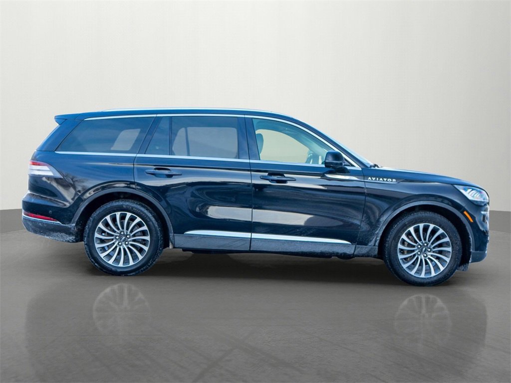 Used 2024 Lincoln Aviator Reserve AWD/4WD image 8