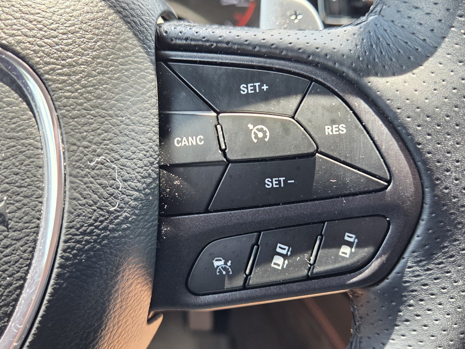 Used 2023 Dodge Durango R/T RWD image 27