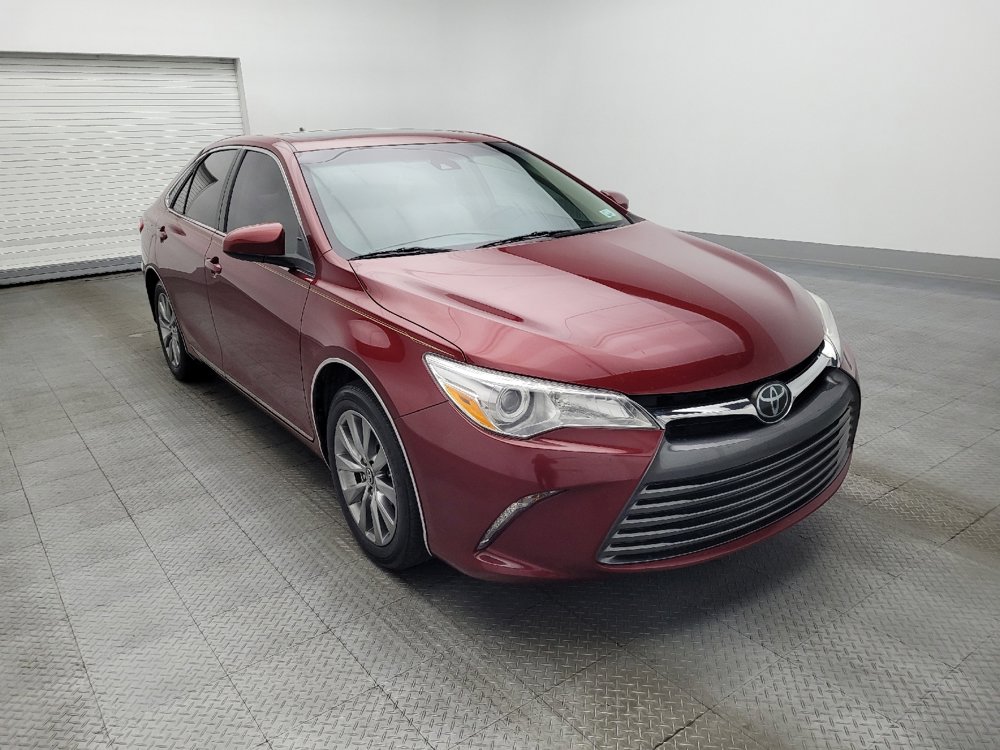 Used 2017 Toyota Camry XLE w/ Moonroof Package image 13