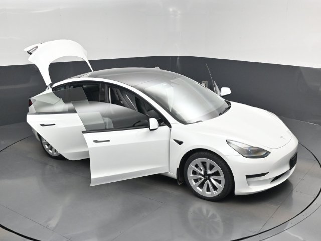 Used 2023 Tesla Model 3 Standard Range RWD image 19