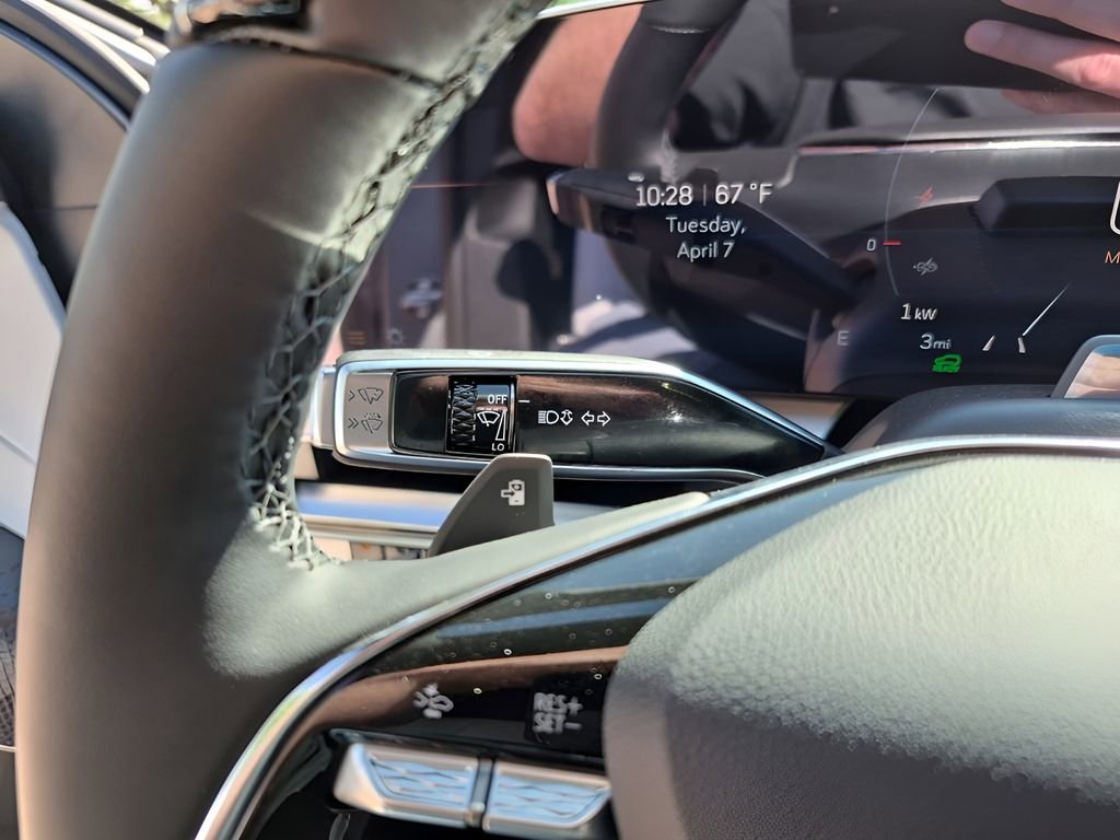 New 2026 Cadillac Lyriq Luxury image 35