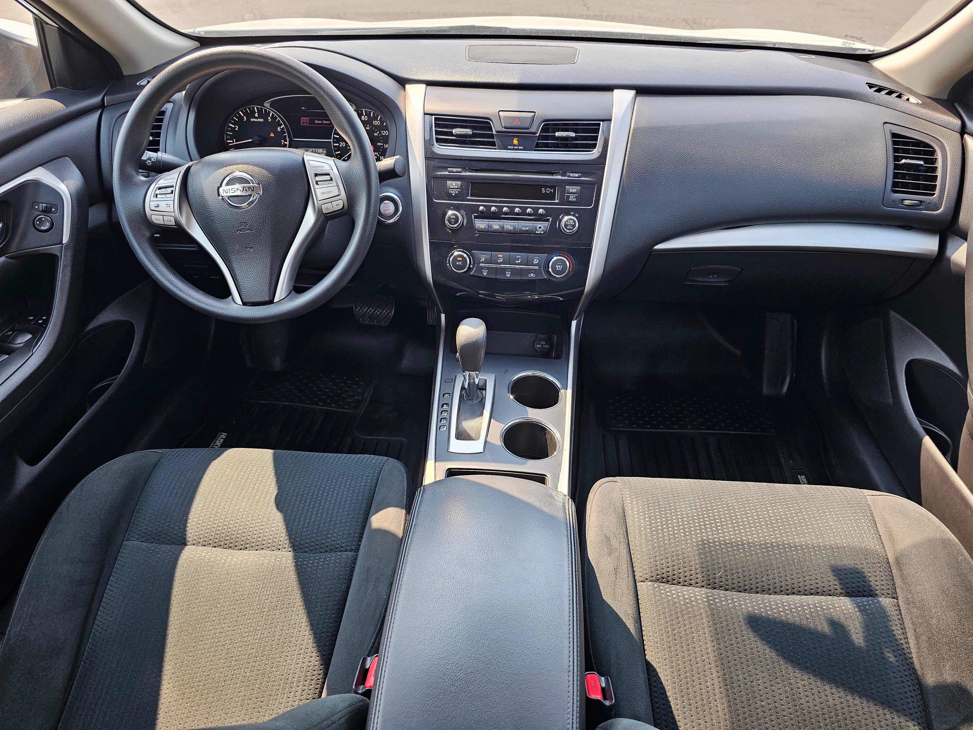 Used 2015 Nissan Altima 2.5 S FWD image 14
