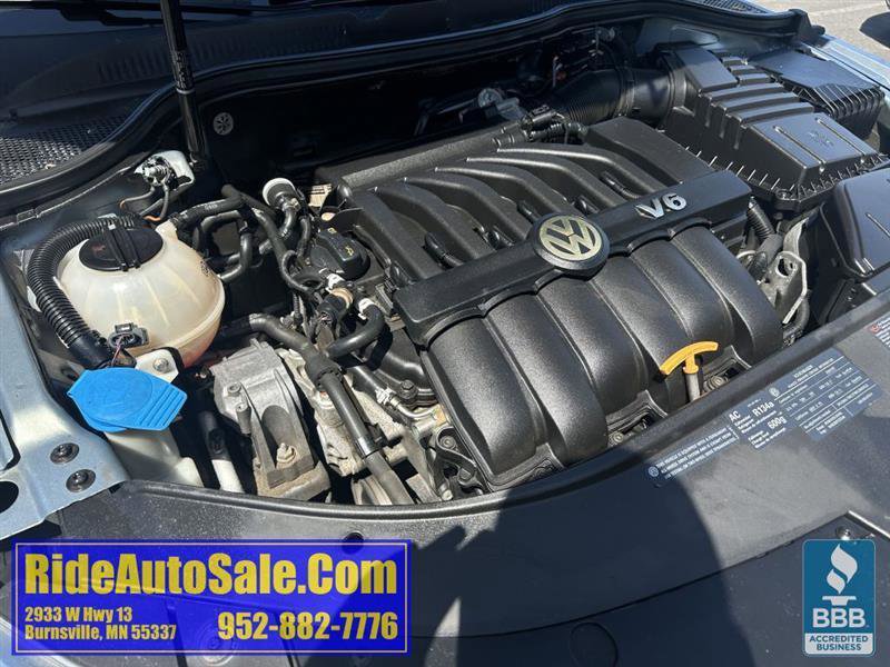 Used 2009 Volkswagen Passat VR6 AWD/4WD image 22