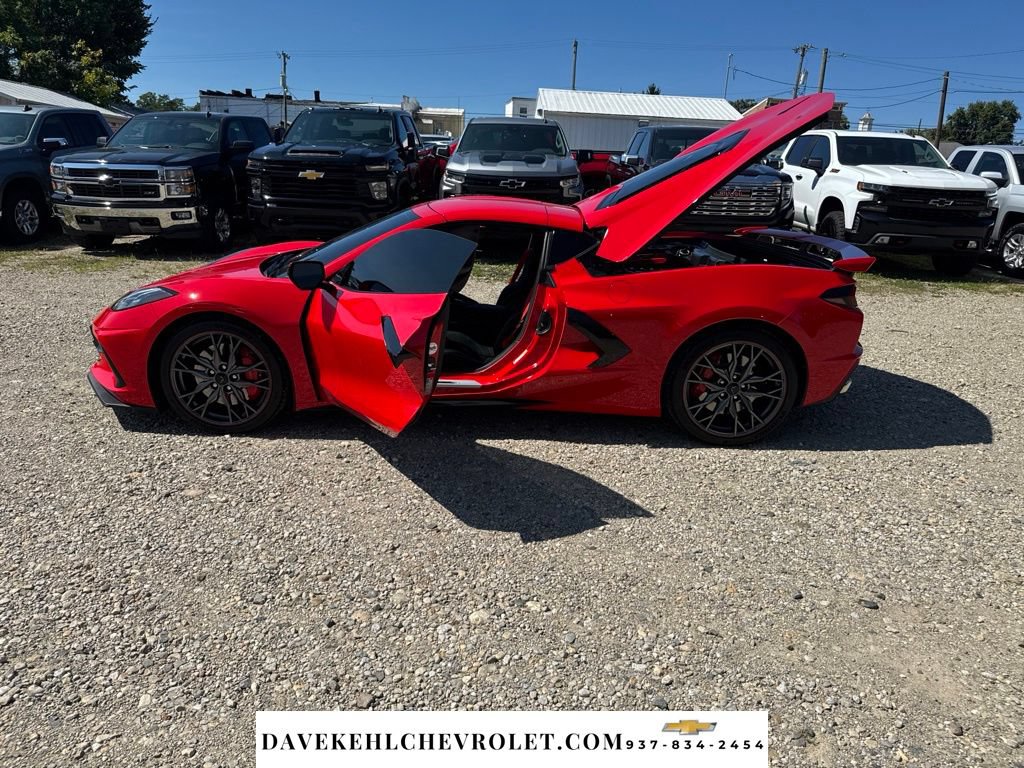 Used 2026 Chevrolet Corvette Stingray Coupe w/ Z51 Performance Package RWD image 19