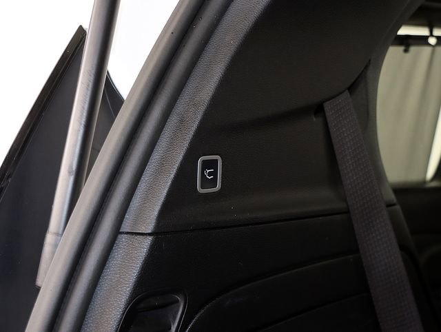 Used 2019 Chrysler Pacifica Limited w/ Advanced Safetytec Group image 33