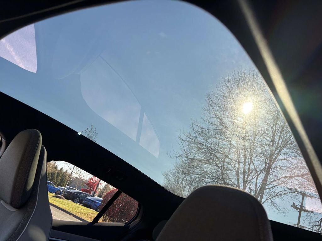 New 2026 Volvo EX30 Cross Country Ultra image 23