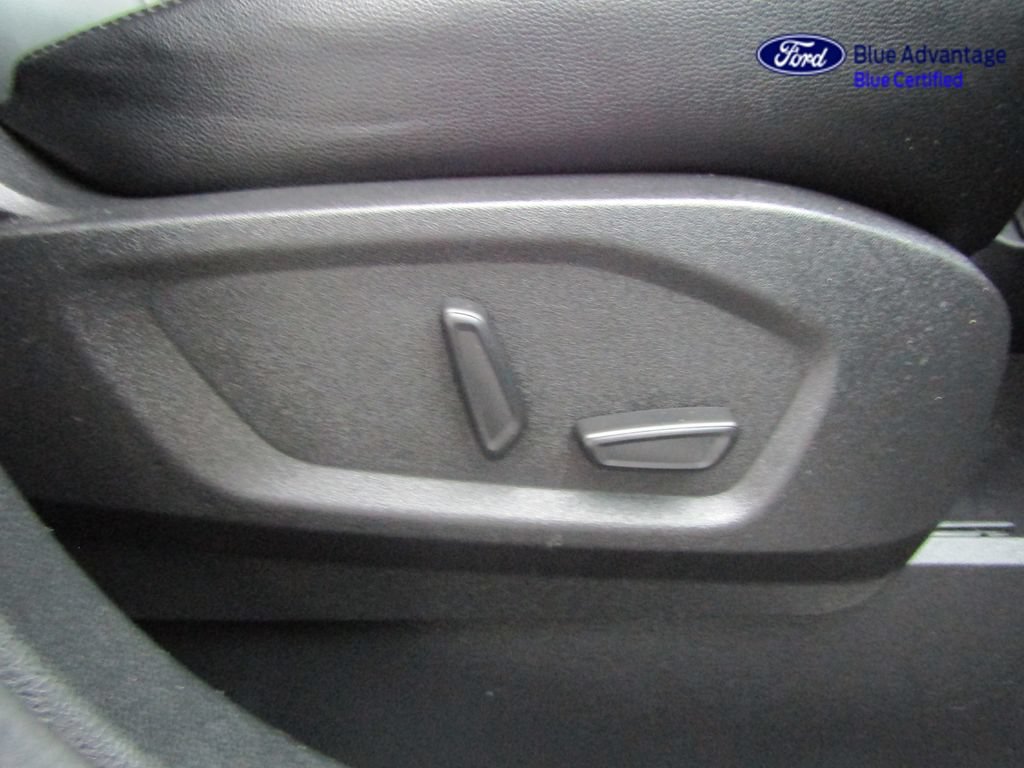 Certified 2024 Ford Edge Titanium AWD/4WD image 43
