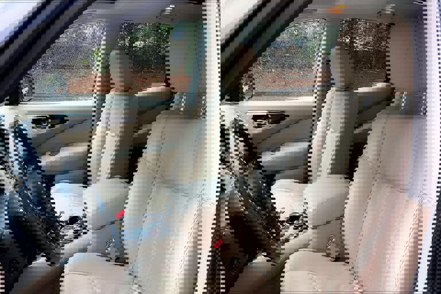 Used 2016 Nissan Pathfinder Platinum w/ Cargo Package image 7