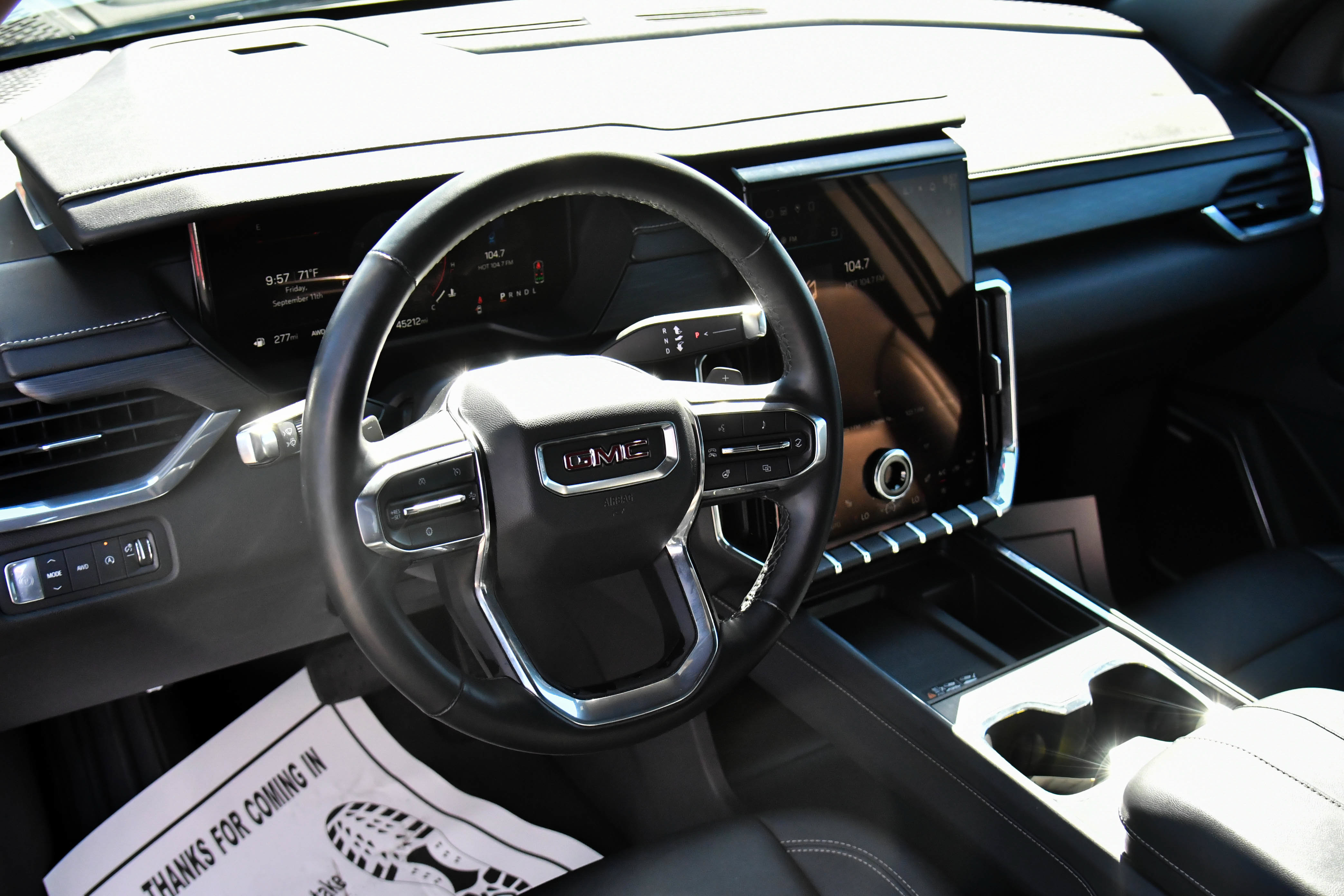 Used 2024 GMC Acadia Elevation AWD/4WD image 16