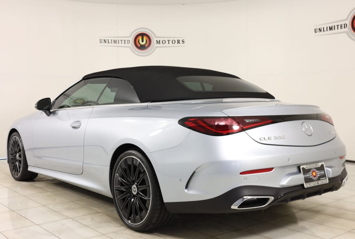 Used 2024 Mercedes-Benz CLE 300 4MATIC Cabriolet image 37