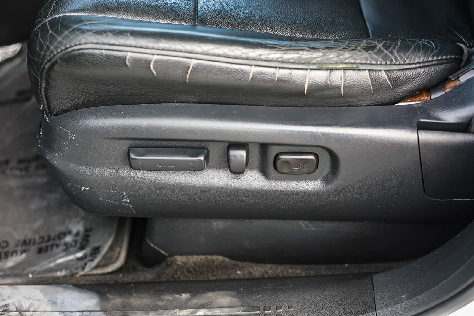 Used 2012 Honda Pilot Touring image 19