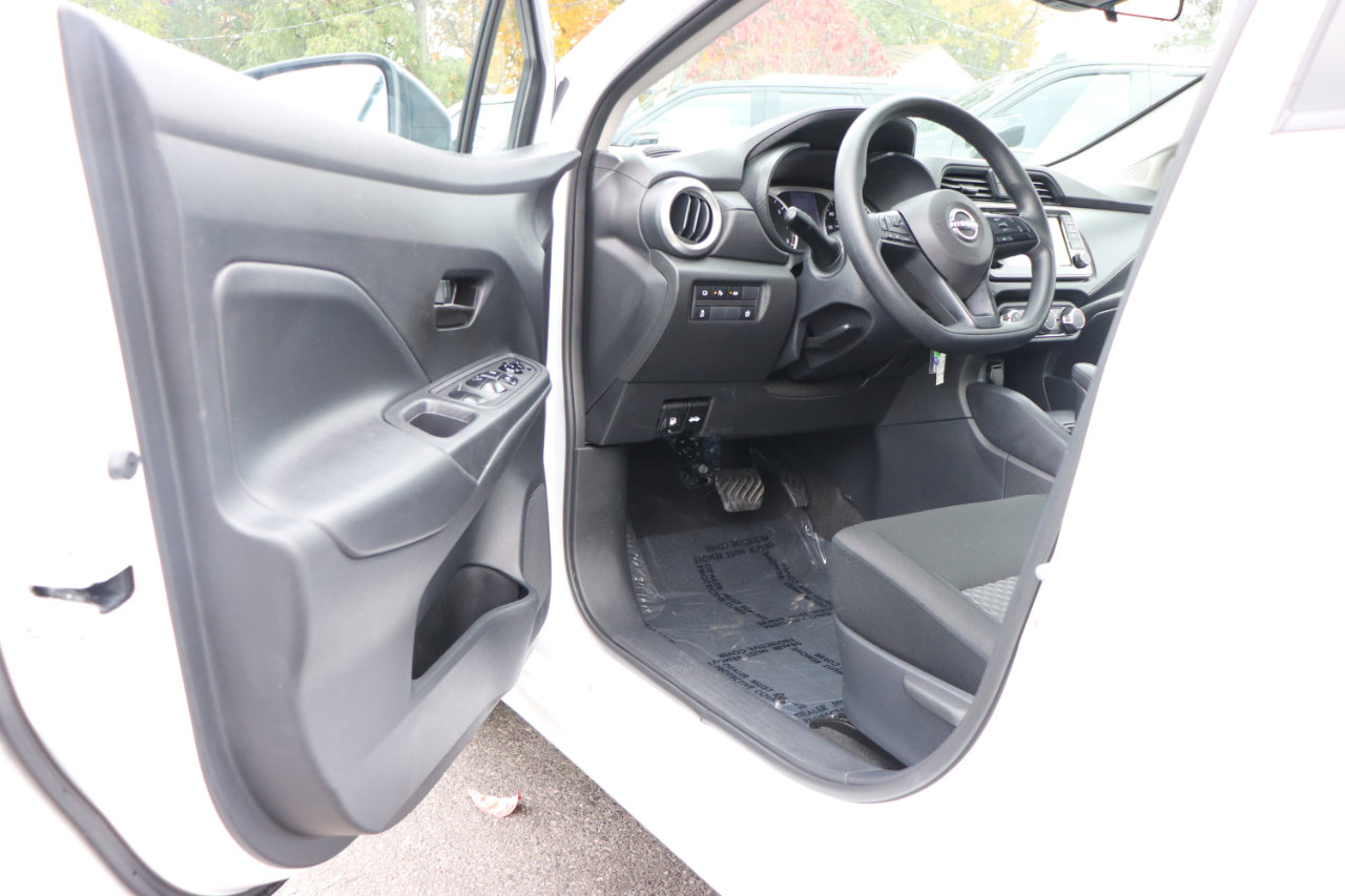 Used 2024 Nissan Versa S w/ Trunk Package image 10