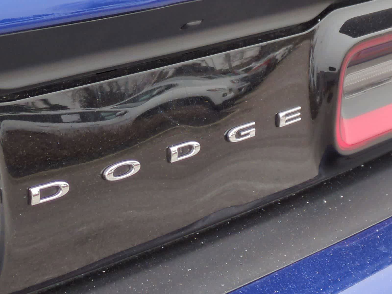 Used 2022 Dodge Challenger R/T w/ Driver Convenience Group image 13