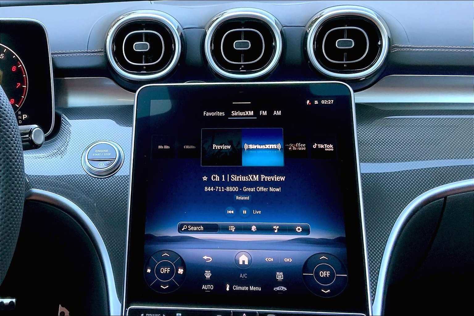 New 2025 Mercedes-Benz C 300 4MATIC Sedan image 9