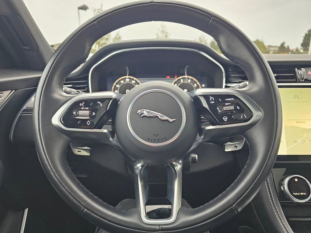 Used 2024 Jaguar F-PACE R-Dynamic S image 25