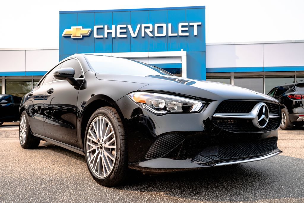 Used 2022 Mercedes-Benz CLA 250 4MATIC image 1