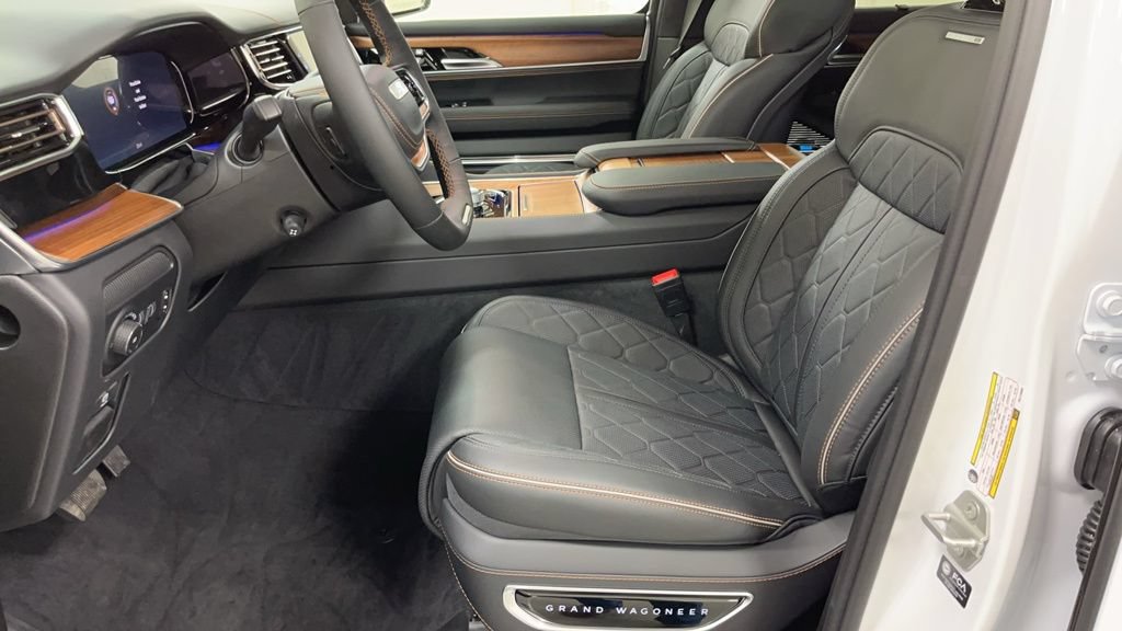 New 2024 Jeep Grand Wagoneer L Series III AWD/4WD image 17