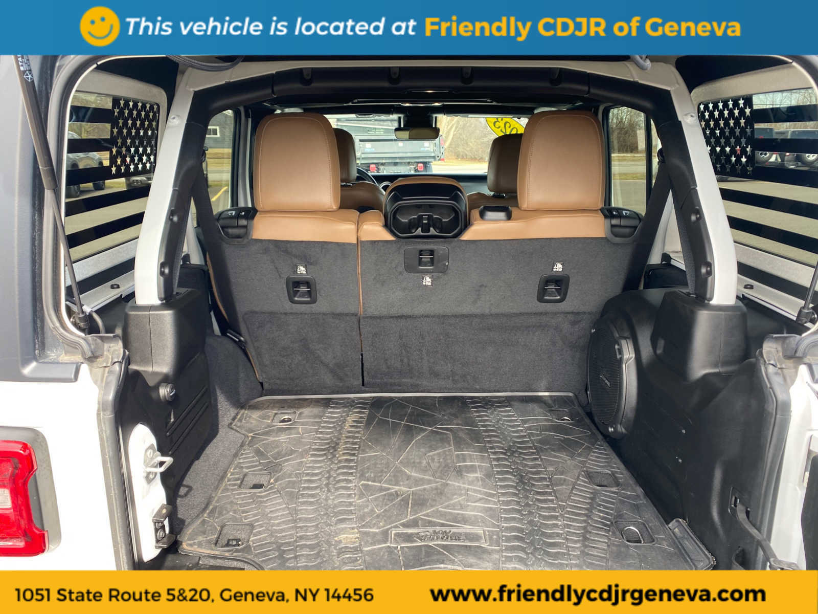 Used 2023 Jeep Wrangler Unlimited Rubicon w/ Steel Bumper Group image 25