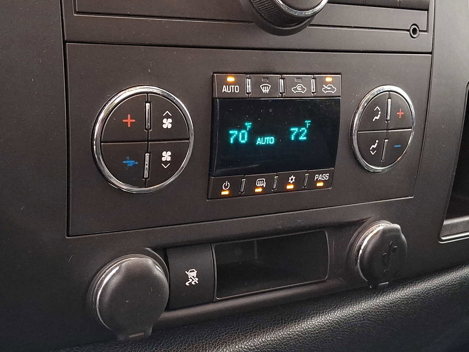 Used 2011 GMC Sierra 1500 SLE w/ Power Tech Package image 14