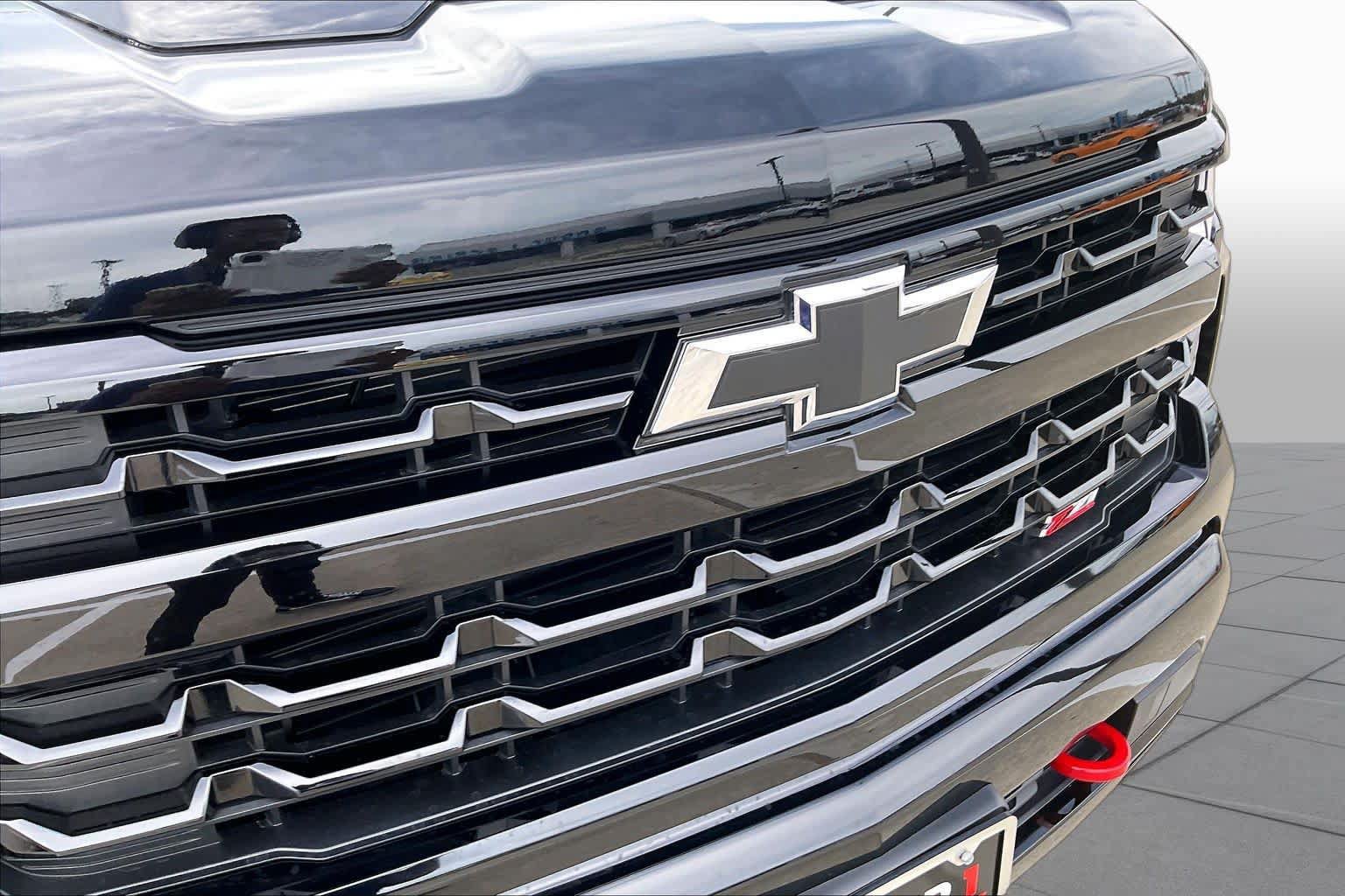 Certified 2025 Chevrolet Silverado 1500 LT Trail Boss w/ Convenience Package II AWD/4WD image 29