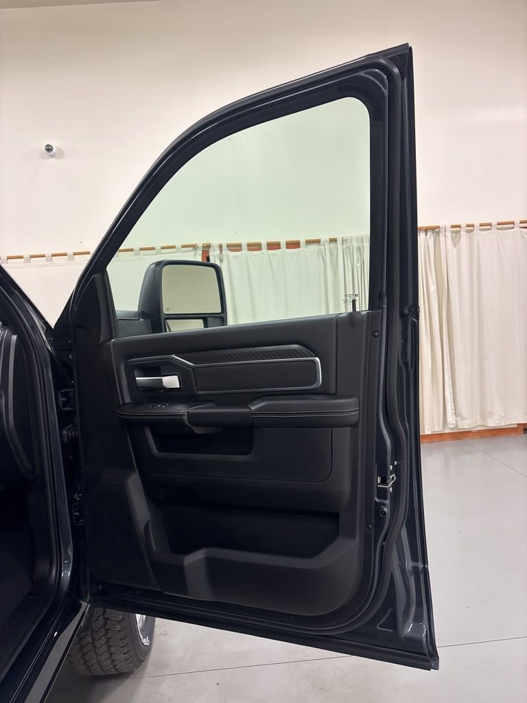 New 2026 RAM 2500 Big Horn AWD/4WD image 28