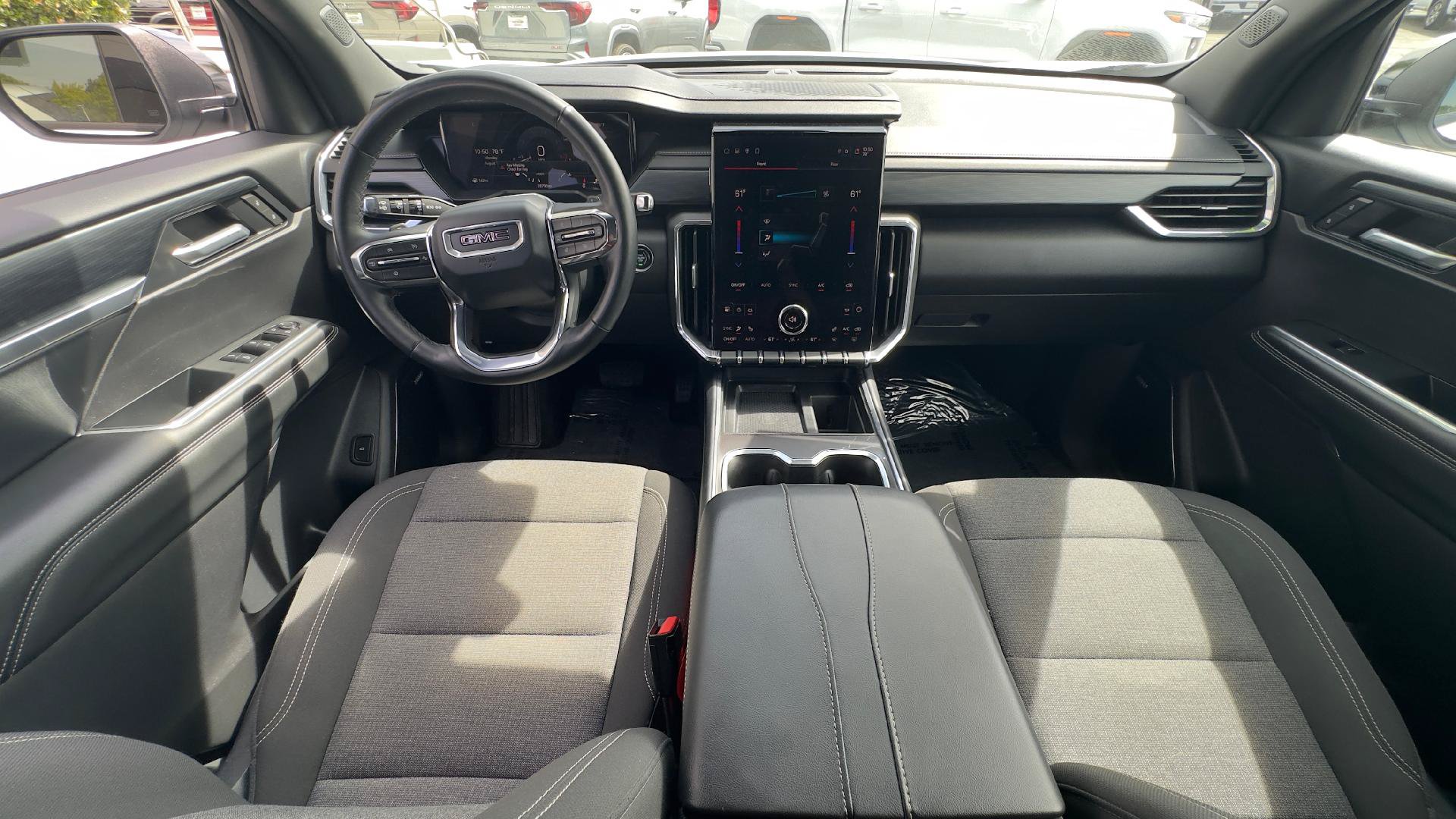 Used 2025 GMC Acadia Elevation FWD image 8