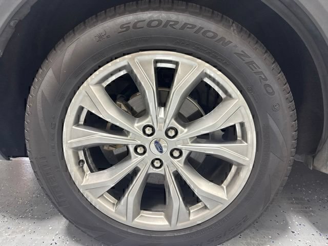 Used 2020 Ford Explorer XLT w/ Equipment Group 202A RWD image 6