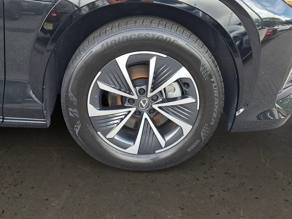 Used 2024 Lexus RZ 450e Premium image 8