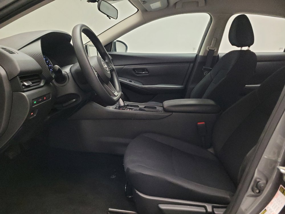 Used 2025 Nissan Sentra S FWD image 17