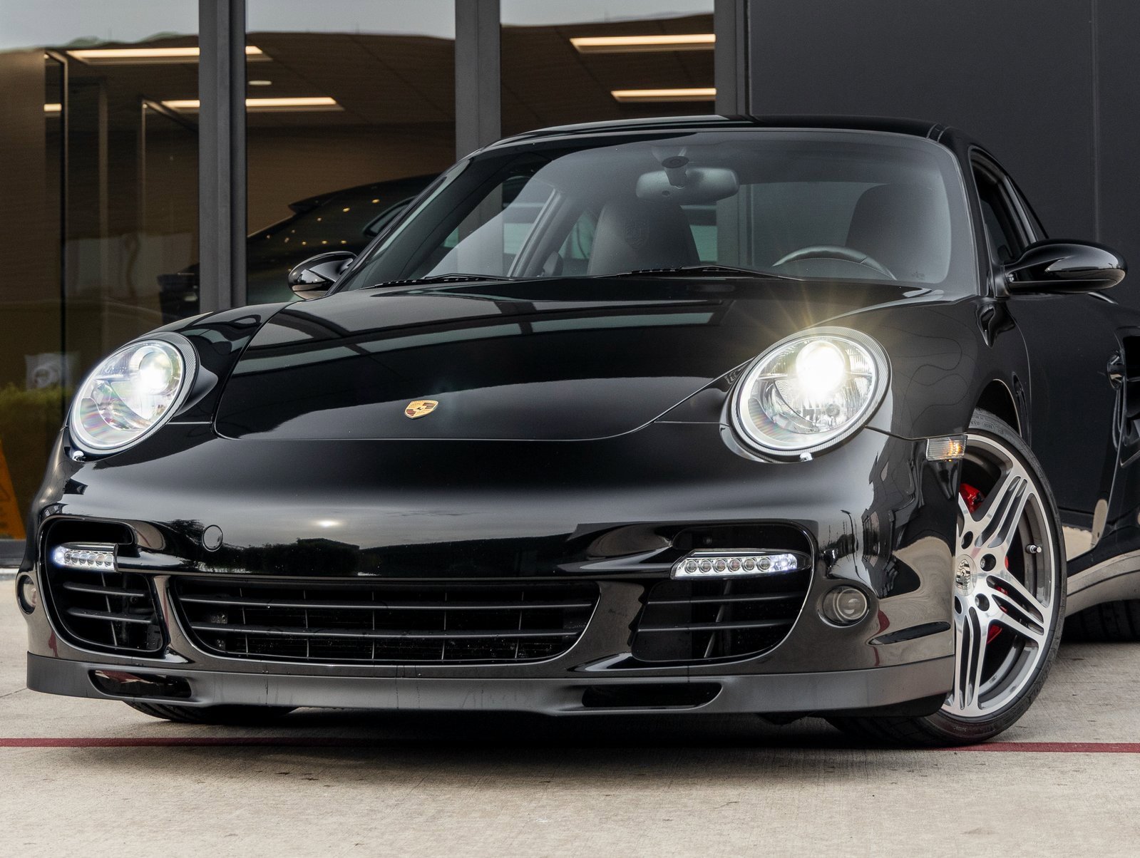 Used 2008 Porsche 911 Turbo image 3