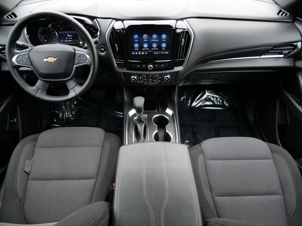 Used 2023 Chevrolet Traverse LT image 13