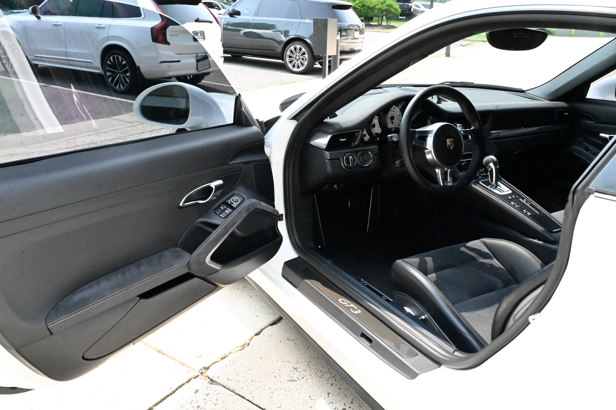 Used 2014 Porsche 911 GT3 RWD image 15