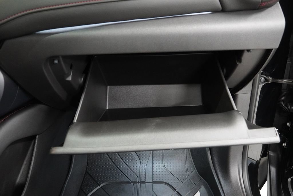 Used 2025 Chevrolet Blazer RS w/ LPO, Floor Liner Package AWD/4WD image 31