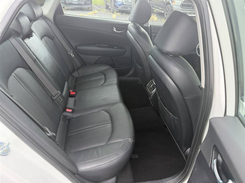 Used 2017 Kia Optima EX FWD image 26
