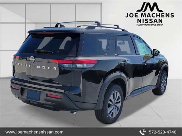 New 2025 Nissan Pathfinder SV image 5