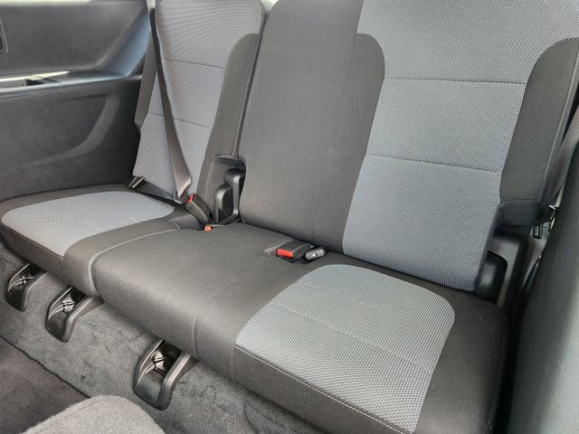 Used 2021 Chevrolet Traverse LT FWD image 31